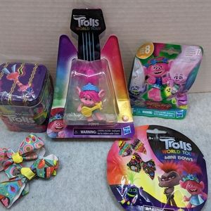 Trolls World Tour - Gift or Stocking Stuffer Assortment